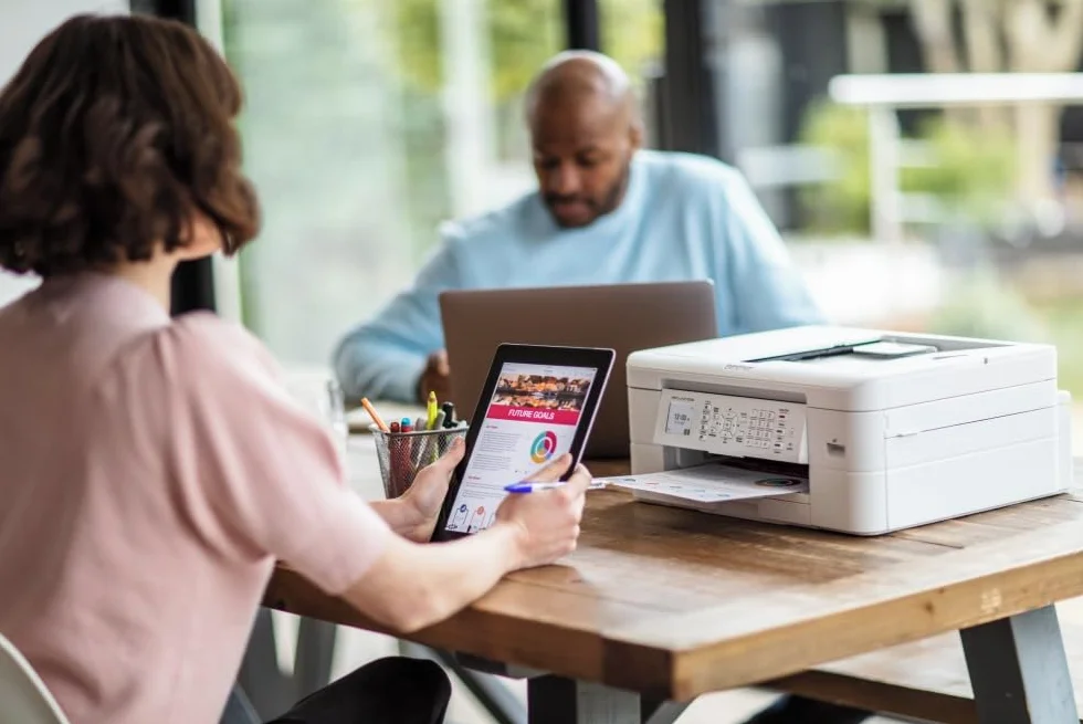 Brother MFC-J1010DW Imprimante Jet d'encre Couleur A4/A3 1200x6000 DPI Wifi Direct