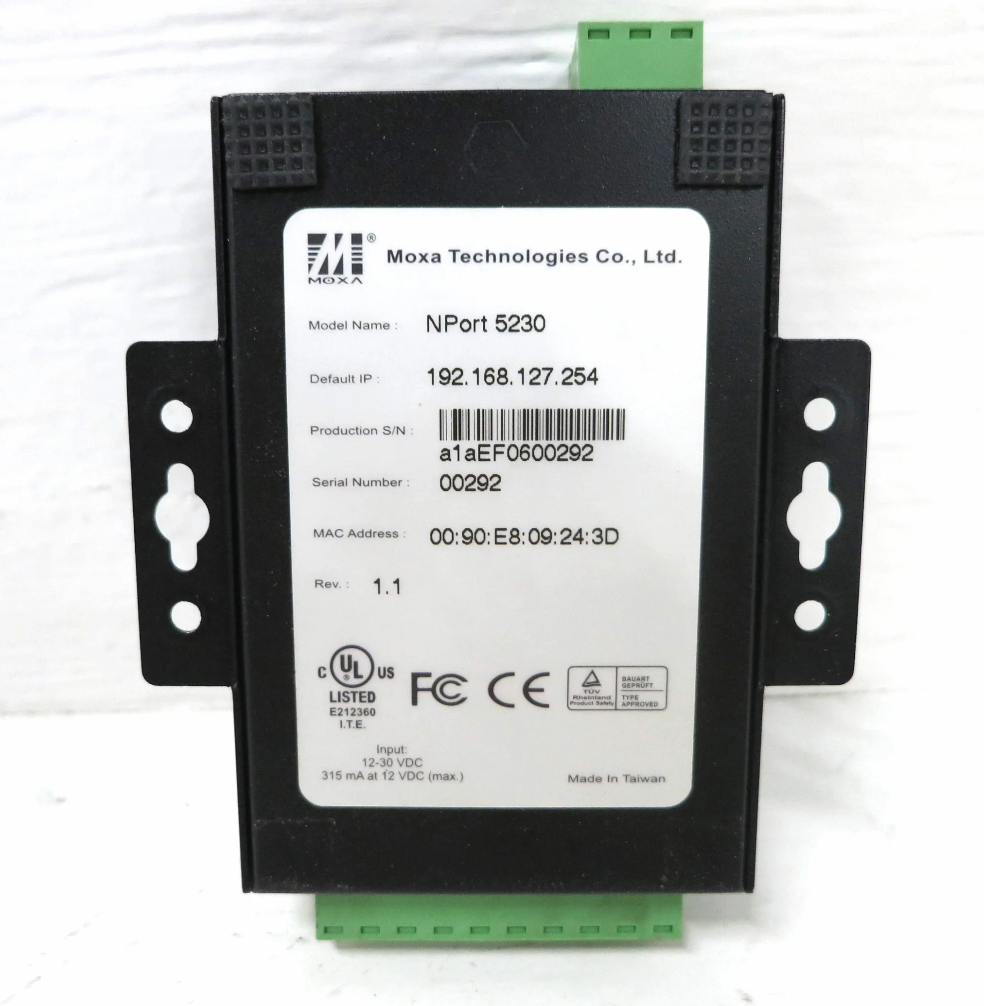 Moxa NPort 5230 serveur série RS-232 RS-422 RS-485 12-48 V SNMP v1 IP TCP UDP