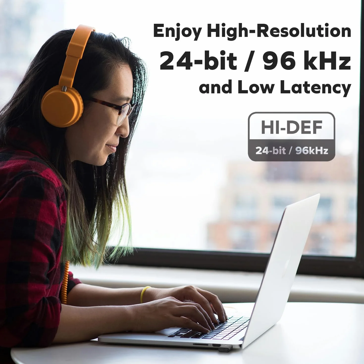 CREATIVE BT-W6 Transmetteur Audio sans Fil Bluetooth 5.4 Snapdragon Sound aptX Lossless Low Latency 24 Bits 96 kHz PC Mac Console