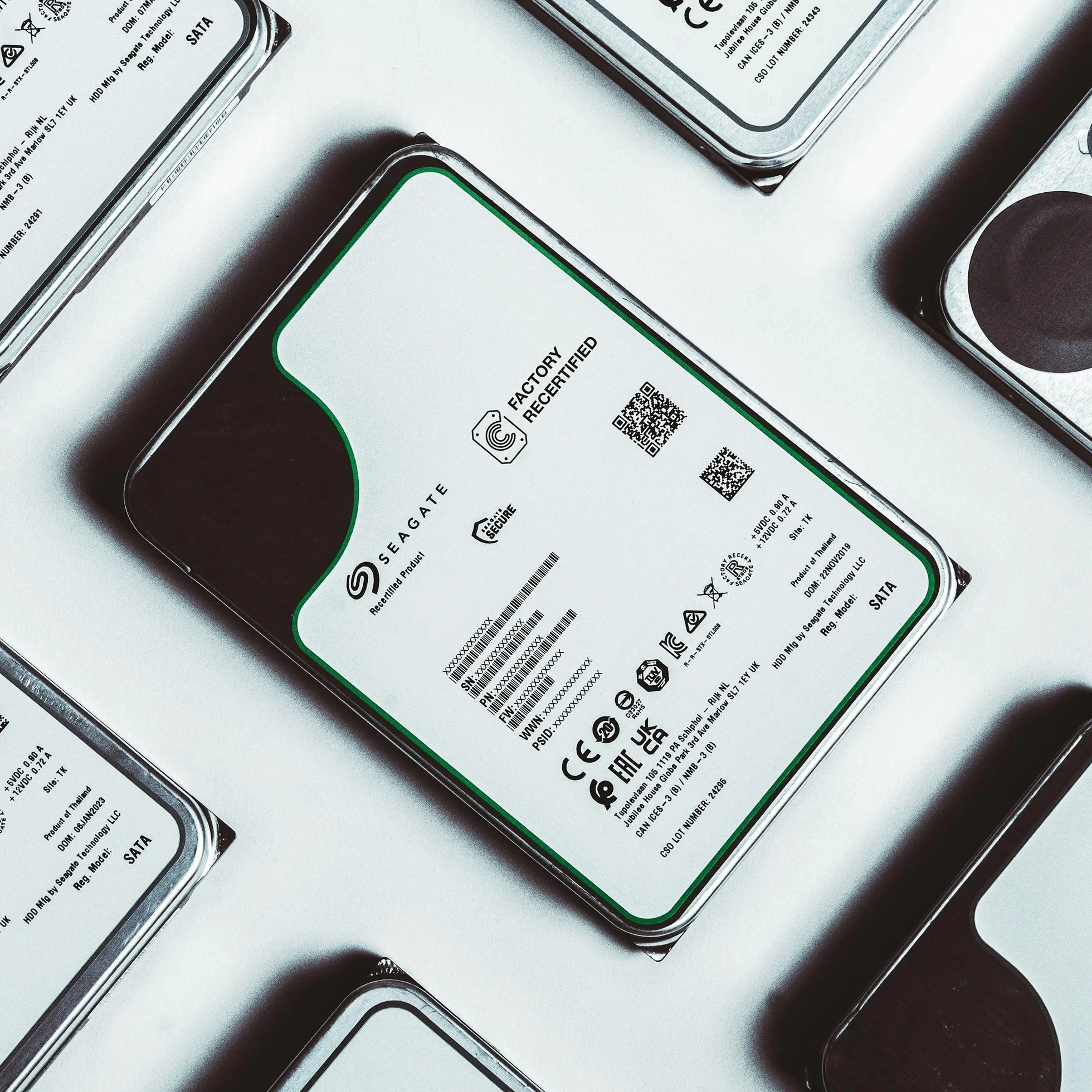 Seagate Exos 28To Disque dur ST28000NM000C 3.5" HDD SATA 6 Gb/s 7200 tr/min 512 Mo cache Reconditionné
