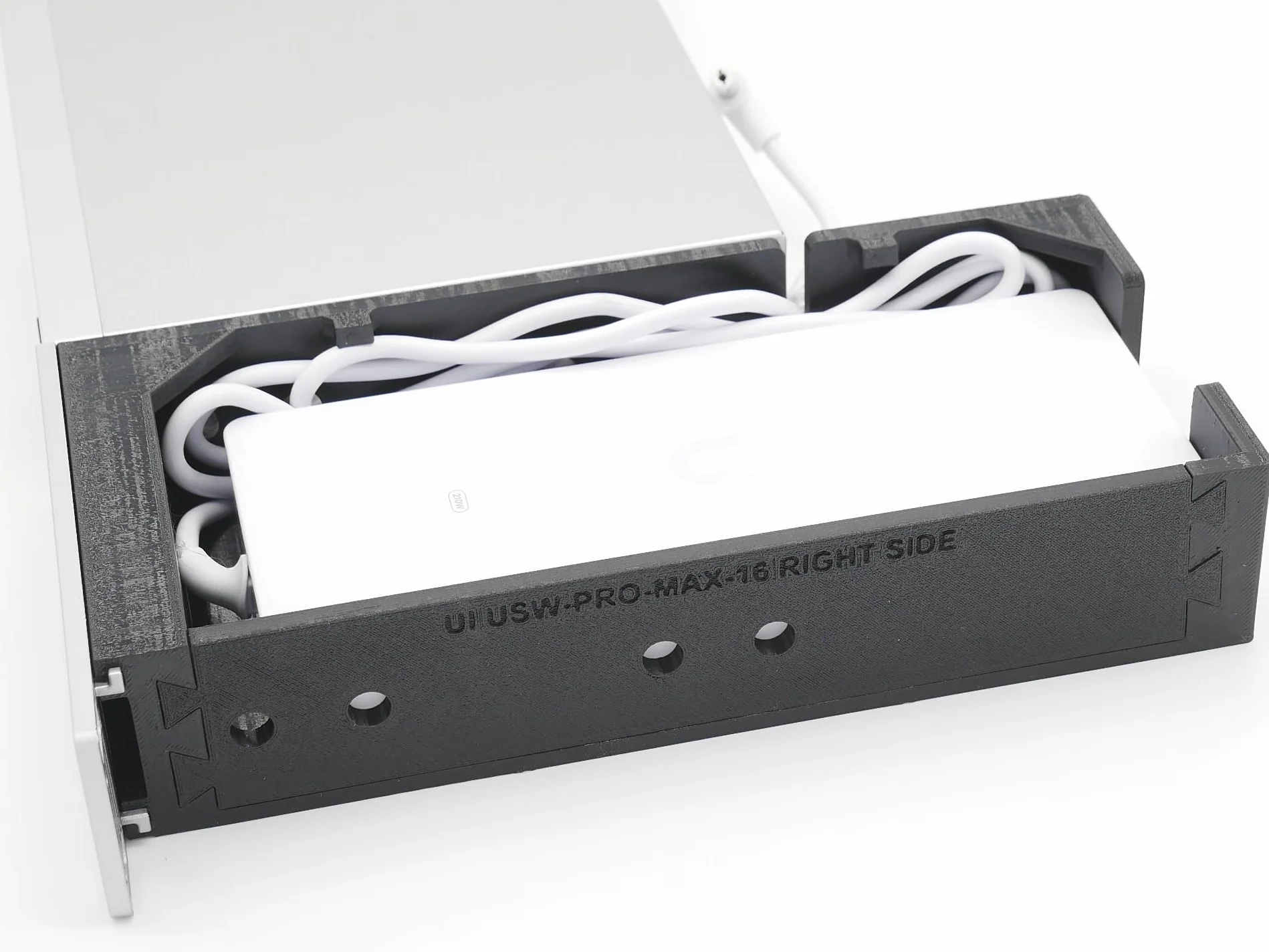 Ubiquiti Rack Mount USW-PRO-MAX-16 19inch 1U Injection Molded Front Panel Silvergrey