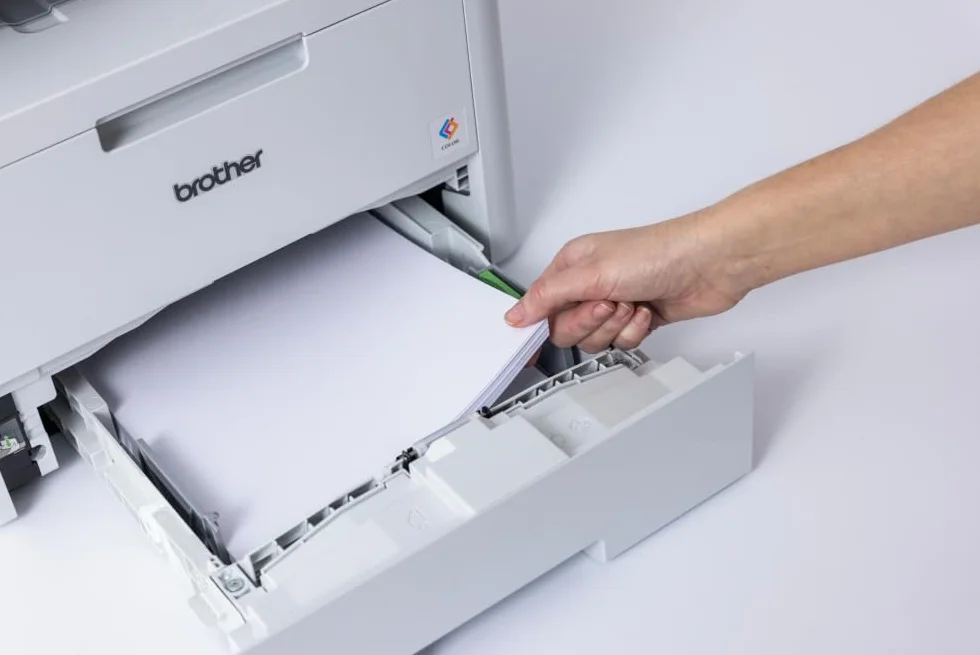 Brother MFC-L8340CDW Imprimante Multifonction Laser Couleur 4 en 1 WiFi USB Recto-Verso 30 ppm
