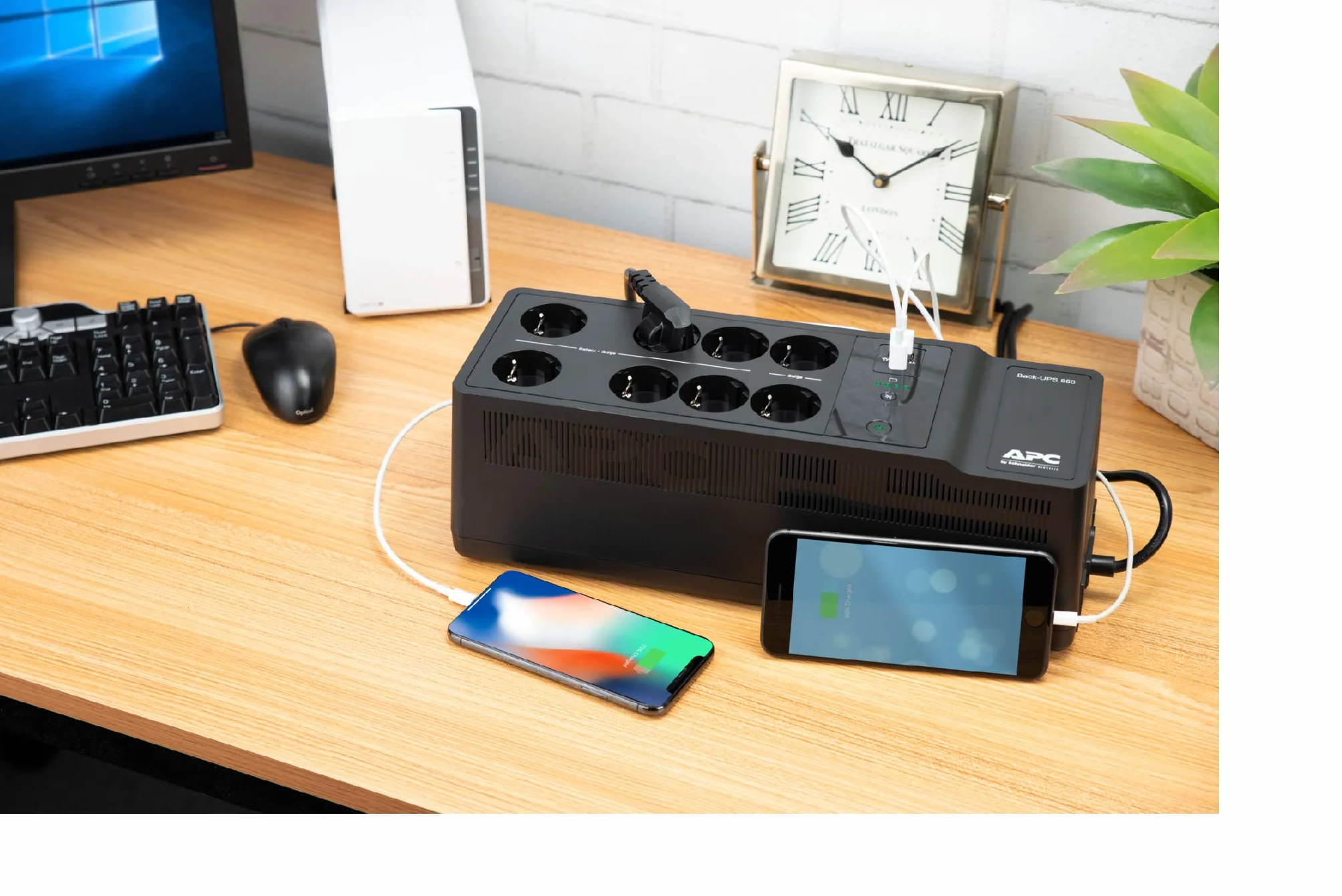 APC Back-UPS Essential - BE850G2-GR - UPS 850VA 230V, USB Type-C and A Charging Ports, 8 Schuko CEE 7 outlets (2 Surge)