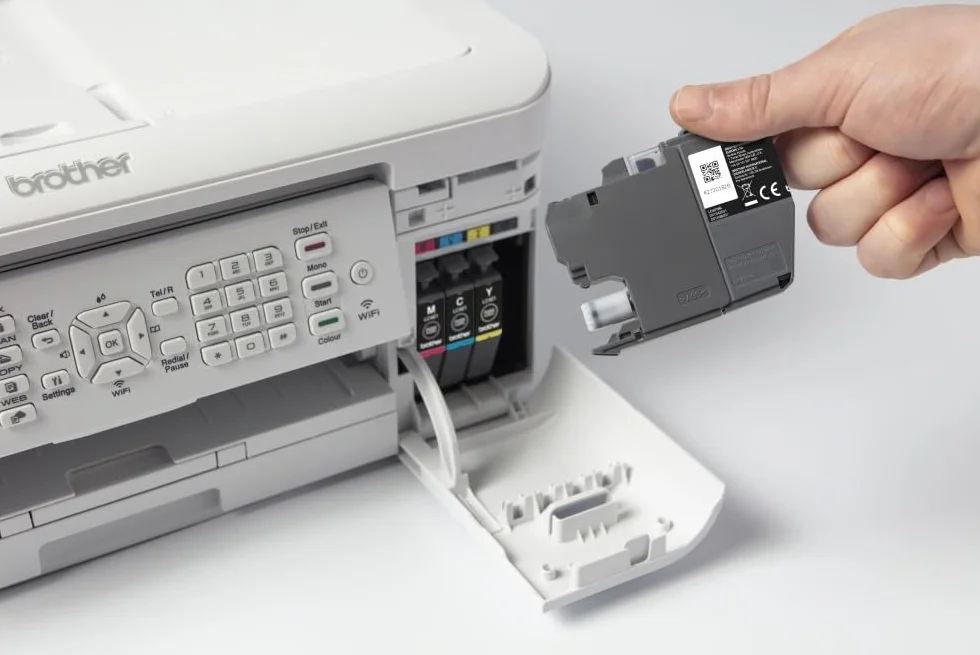 Brother MFC-J1010DW Imprimante Jet d'encre Couleur A4/A3 1200x6000 DPI Wifi Direct