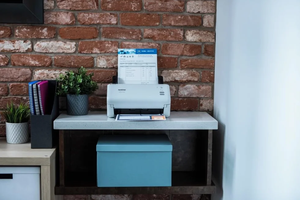 BROTHER ADS-4100 Scanner de Documents Bureautique A4 Recto-Verso 35 Pages/Minute Scan to USB ADF 60 Feuilles