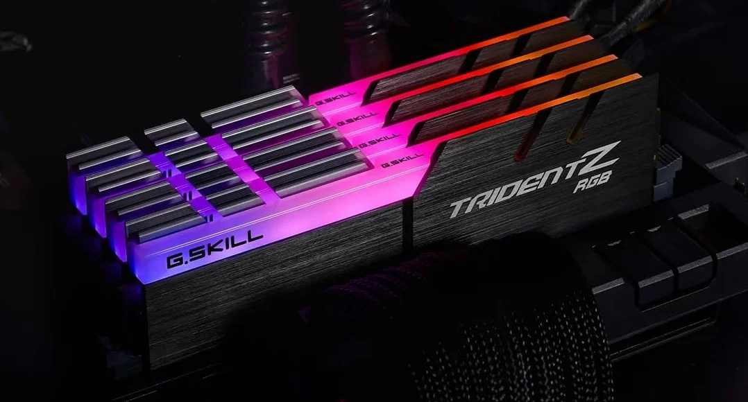 G.Skill Trident Z RGB DDR4 3200 MHz 32 Go (4x8 Go) F4-3200C16Q-32GTZR